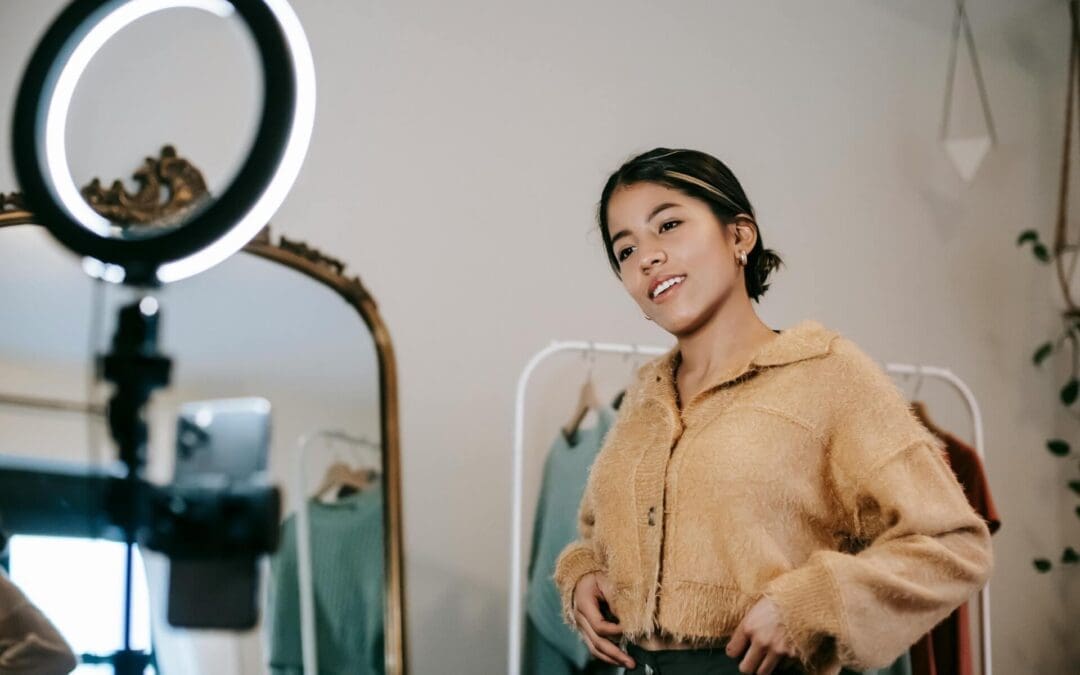 How to Reach Out to Brands as an Influencer