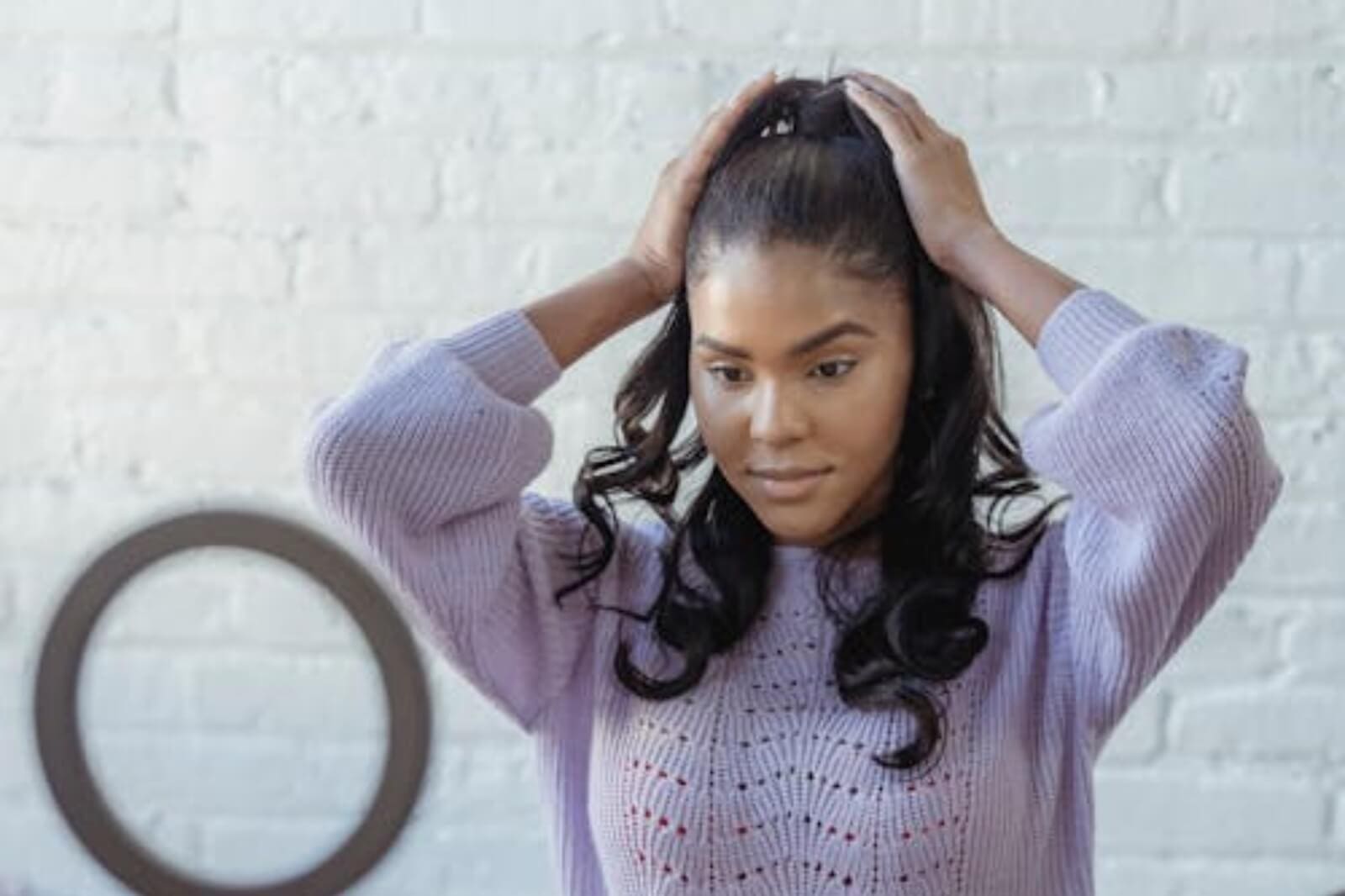 pexels-photo-6954222 (1) Makeup Influencer