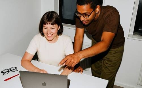 Holistic thumbnail TikTok