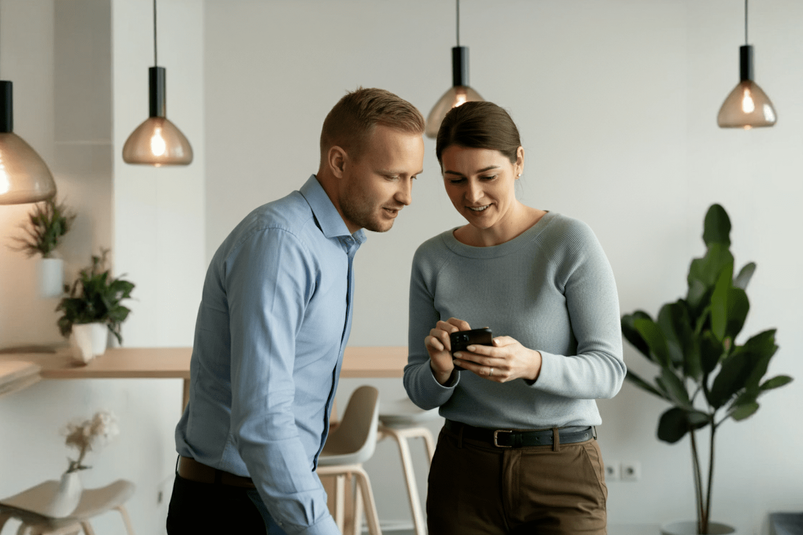 What is content scaling, and why does it matter for your brand? In today’s content-driven market, businesses – from e-commerce startups to Amazon sellers – are under pressure to produce more content than ever. Whether you’re working with micro influencers on social media or publishing blog posts for SEO, the ability to scale up content production can make or break your marketing success. Content scaling is all about boosting your content output efficiently without sacrificing quality. In this comprehensive guide, we’ll explain what content scaling is, why it’s so important (for everyone from content creators to influencer marketers), and how to do it effectively.