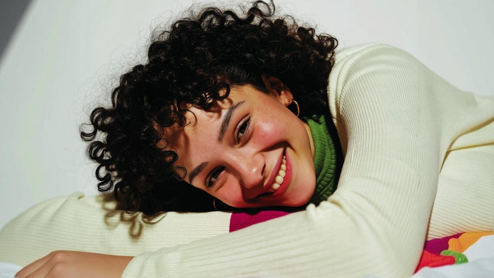 The “creator economy” refers to the fast-growing ecosystem of content creators who monetize their online influence across social platforms, streaming services, blogs, and more. Over 50 million people worldwide now consider themselves content creators, collectively reaching about 5 billion social media users. With that massive footprint, the creator economy has exploded into a $250 billion industry – a figure projected to nearly double to $480+ billion by 2027. In simple terms, the creator economy is changing how consumers discover products and how brands market in the digital age.