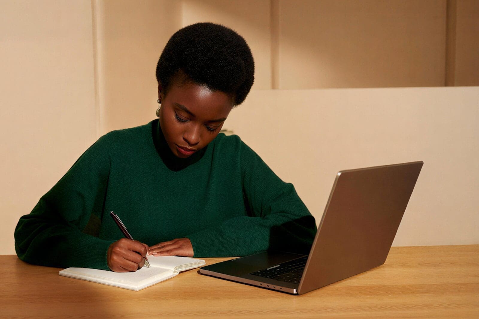 Influencer Rate Card 2026: How to Build One to Maximize ROI