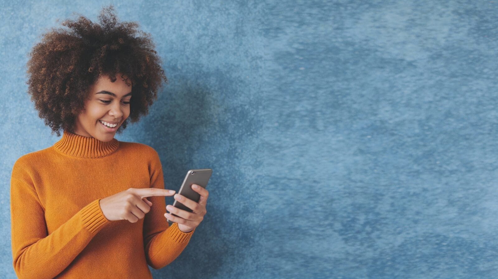 TikTok’s explosive growth presents a huge opportunity for e-commerce entrepreneurs and Amazon sellers – but keeping up with constant video content can be daunting. Crafting fresh TikToks from scratch is time-consuming for both in-house teams and micro influencers. TikTok templates are emerging as a game-changer. These ready-made video frameworks let content creators and brands produce polished, engaging clips in minutes instead of hours. In this guide, we’ll break down what TikTok templates are, why they matter for influencer marketing and user-generated content (UGC), and how to leverage them to boost consistency, engagement, and sales in 2026. By the end, you’ll know where to find free TikTok templates, how to use them, and how they can supercharge your social media ROI.